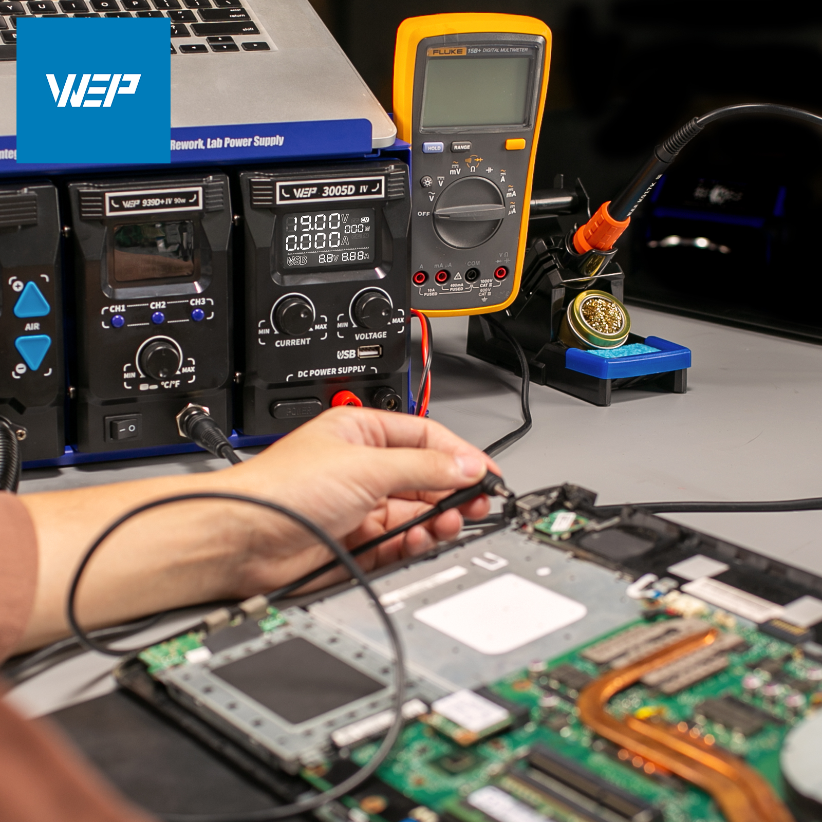 3005D IV DC Lab Power Supply