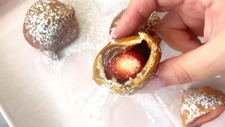 Fried Chocolate Covered Strawberries-Cusimax