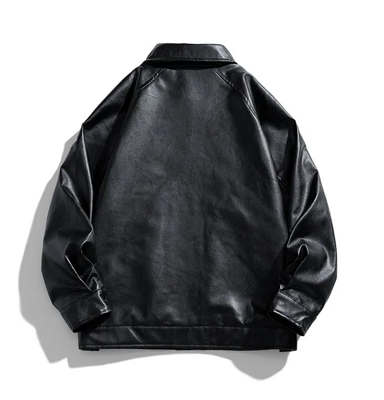 Short leather jacket
