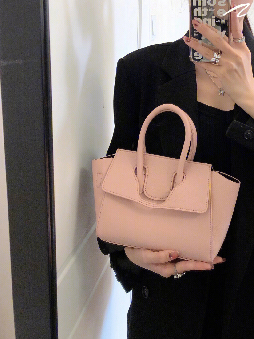 Smiling face wing pack large capacity elegant female bag