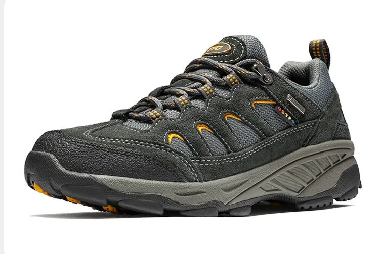 Outdoor hiking shoes for men and women breathable anti-slip wear resistant