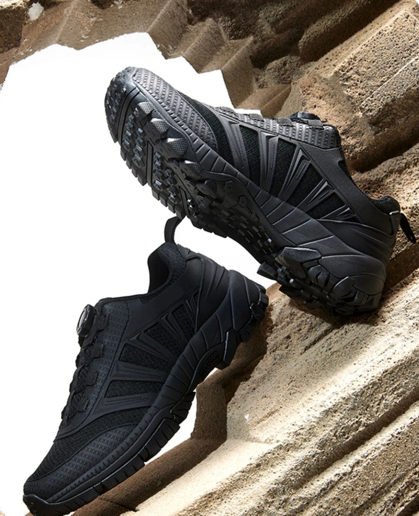 Lace-up free outdoor sneakers Hiking hiking shoes