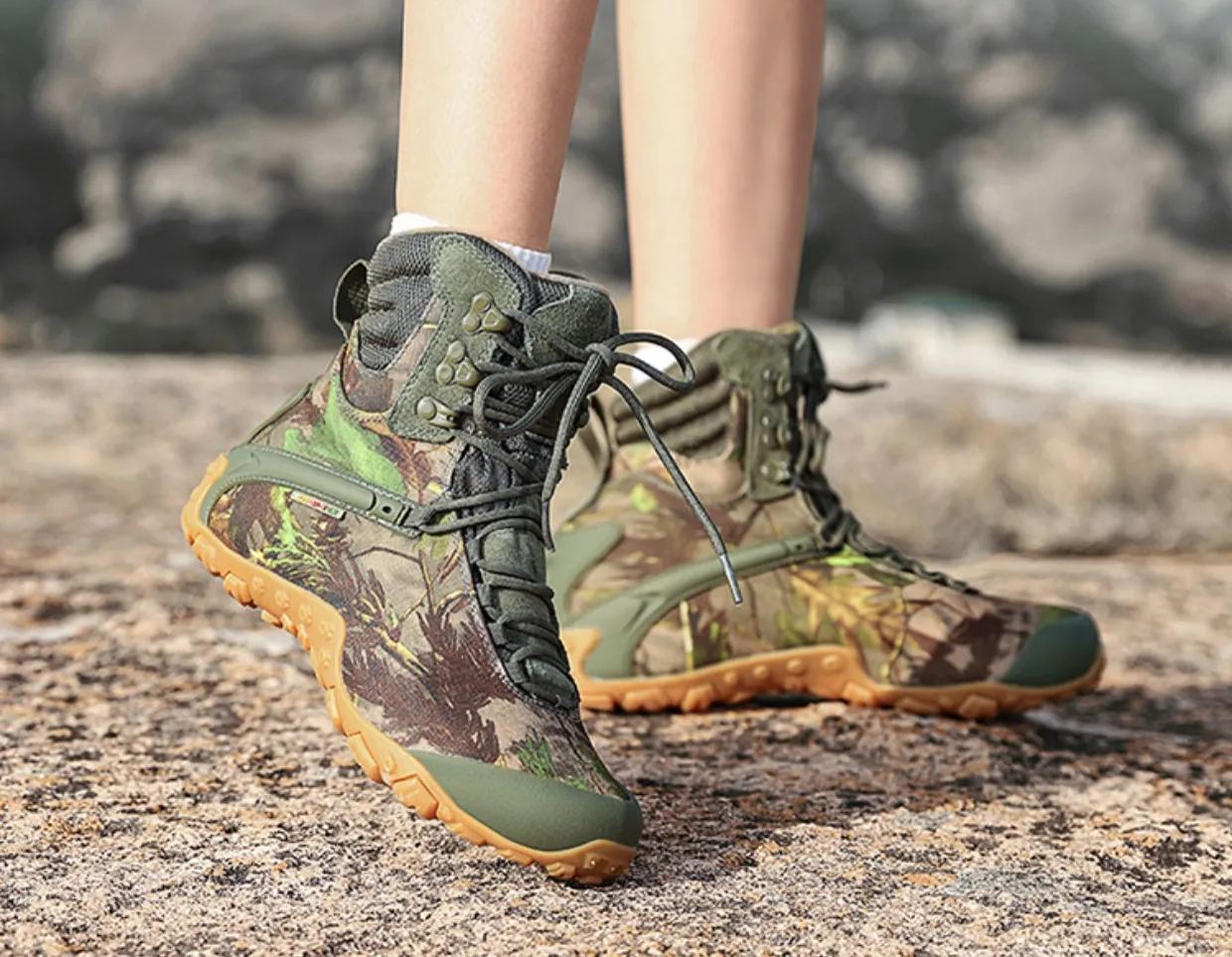 High-top camo Boots Waterproof breathable hiking shoes