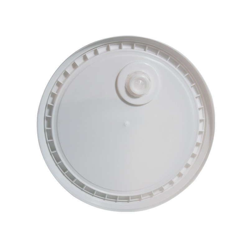 10 liter plastic bucket