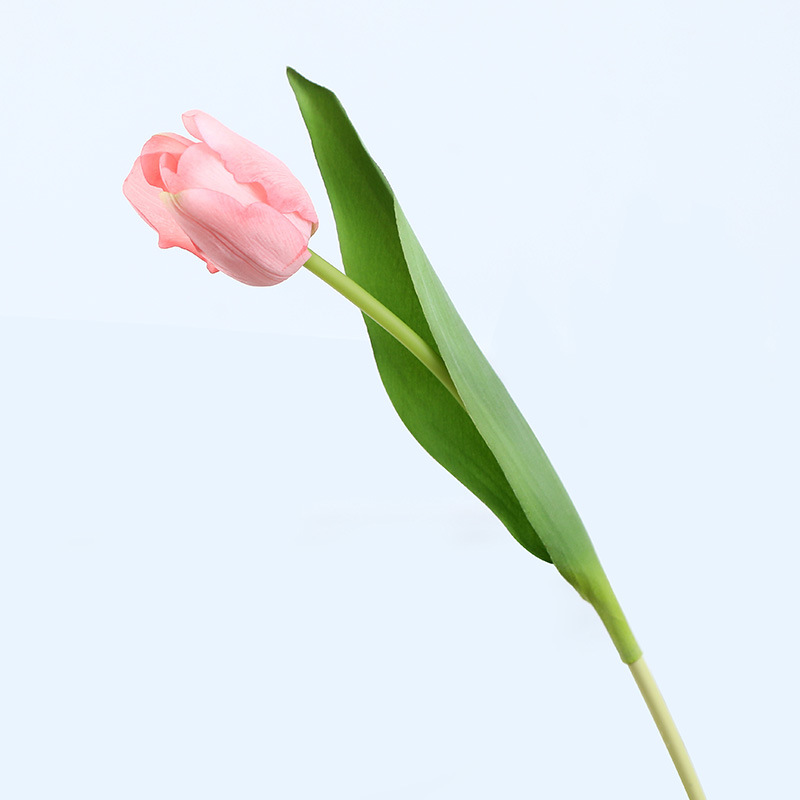 High-end artificial flowers feel moisturizing tulip