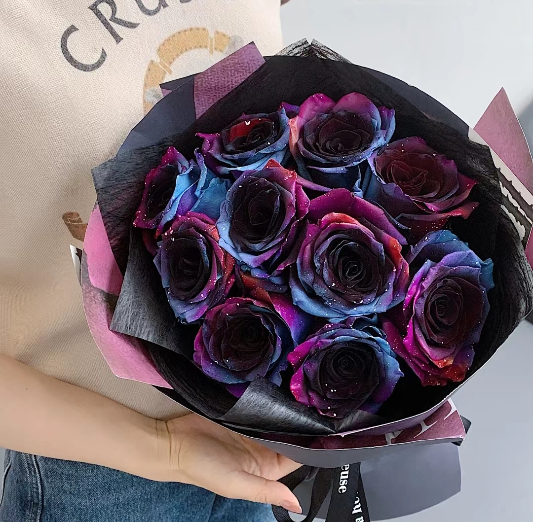 Starry Night - Fresh Dark Roses With Glitter - Farm Direct