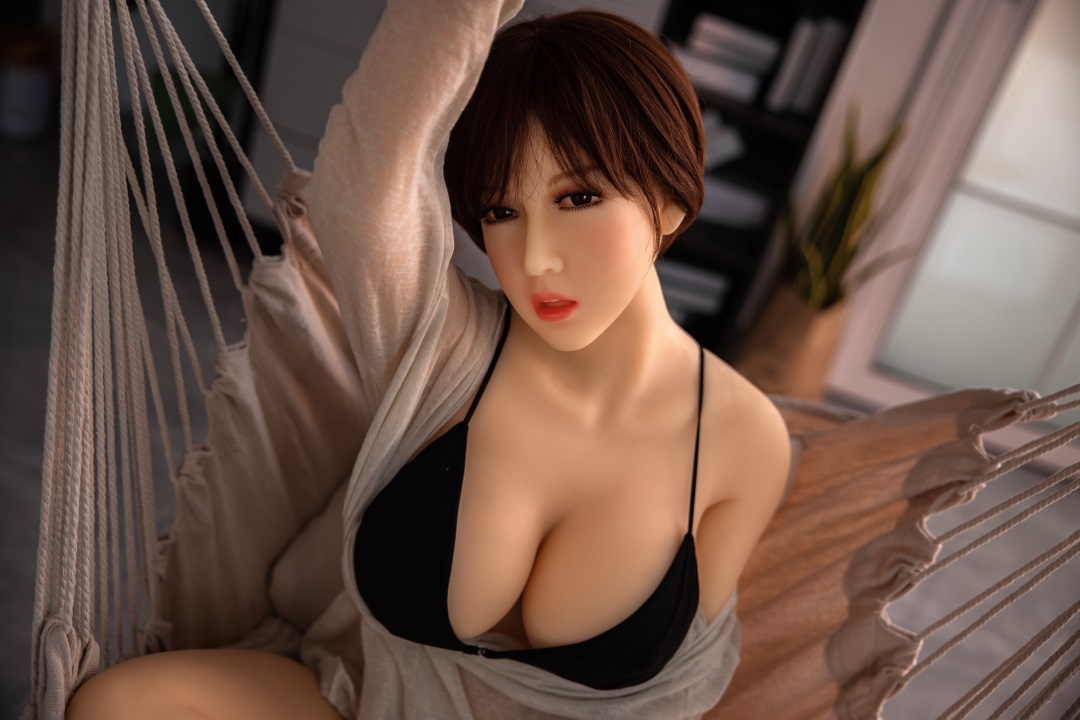 Leisy - 5ft 5 /165cm Big Breast Ultra Realistic Sex Doll Real Doll-Honeylovedoll