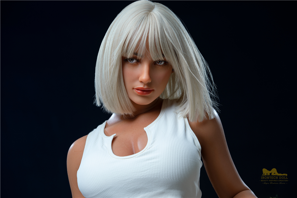 Irontech | Luna 5ft 5 /164cm Silicone Sex Doll-First Love Doll