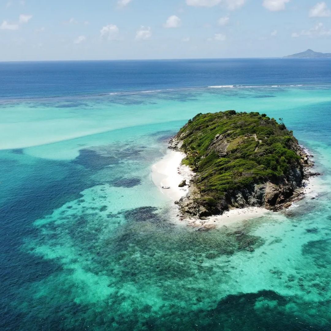 Saint Vincent and the Grenadines eSIM for travelers - Unlimited Data Plans - Bytesim