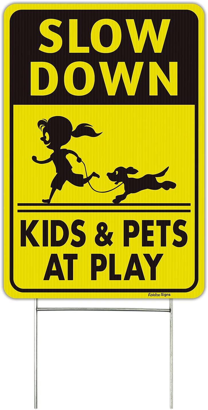 Faittoo Slow Down Signs, Kids and Pets at Play Sign with Stake,18 x 12 Double-Sided Corrugated Plastic Yard Sign, Easy to Assemble, Waterproof, Weather Resistant, Non-Fading,(2 Pack)