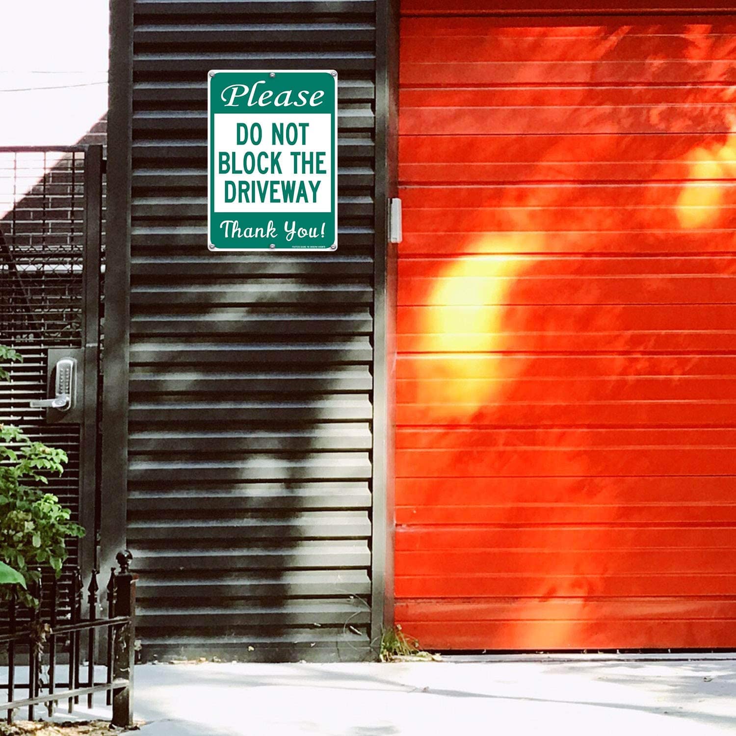 Please Do Not Block The Driveway Thank You Sign, No Parking Sign, 14 x10 Inches .40 Rust Free Aluminum, UV Protected, Durable Ink, Weatherproof, Weather Resistant, Easy To Mount, Indoor &amp; Outdoor Use