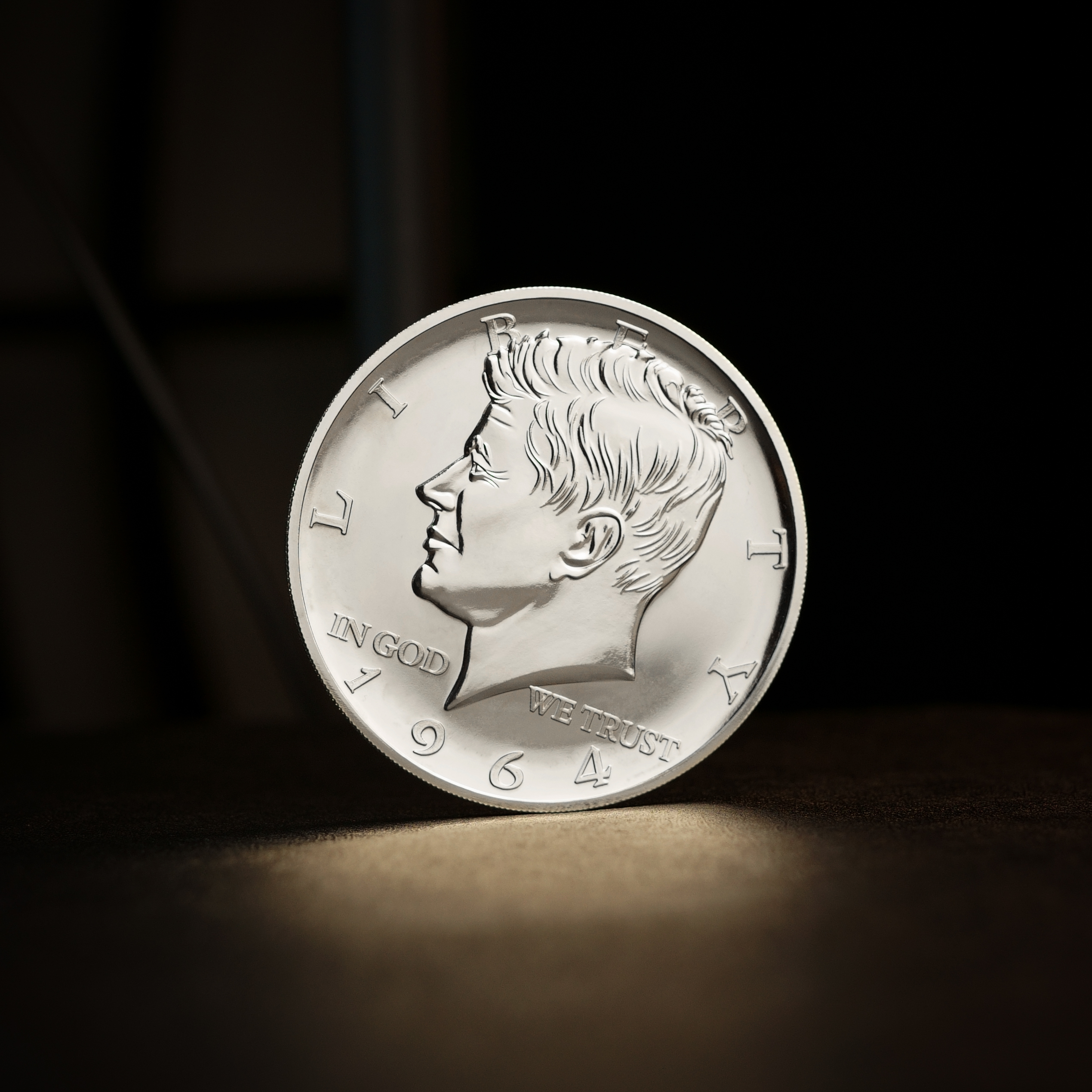 Jumbo Coin by Bluether Magic