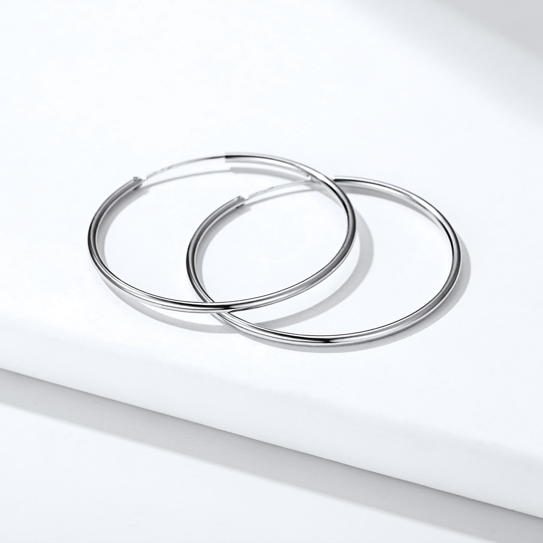 ChicSilver 925 Sterling Silver Small Hoop Earrings Circle Endless Huggie Hoops 15/20/30/50/70mm