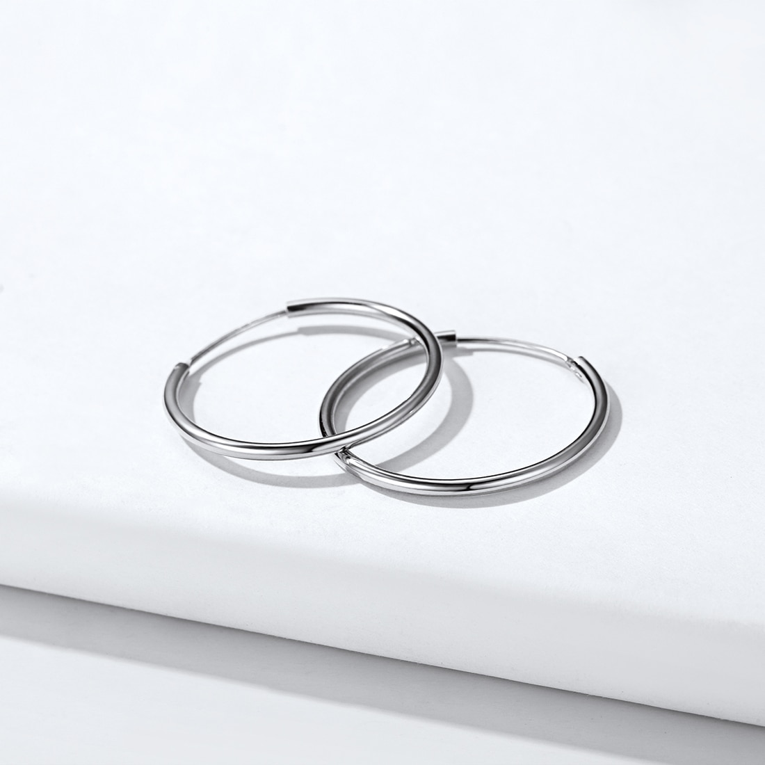 ChicSilver 925 Sterling Silver Small Hoop Earrings Circle Endless Huggie Hoops 15/20/30/50/70mm