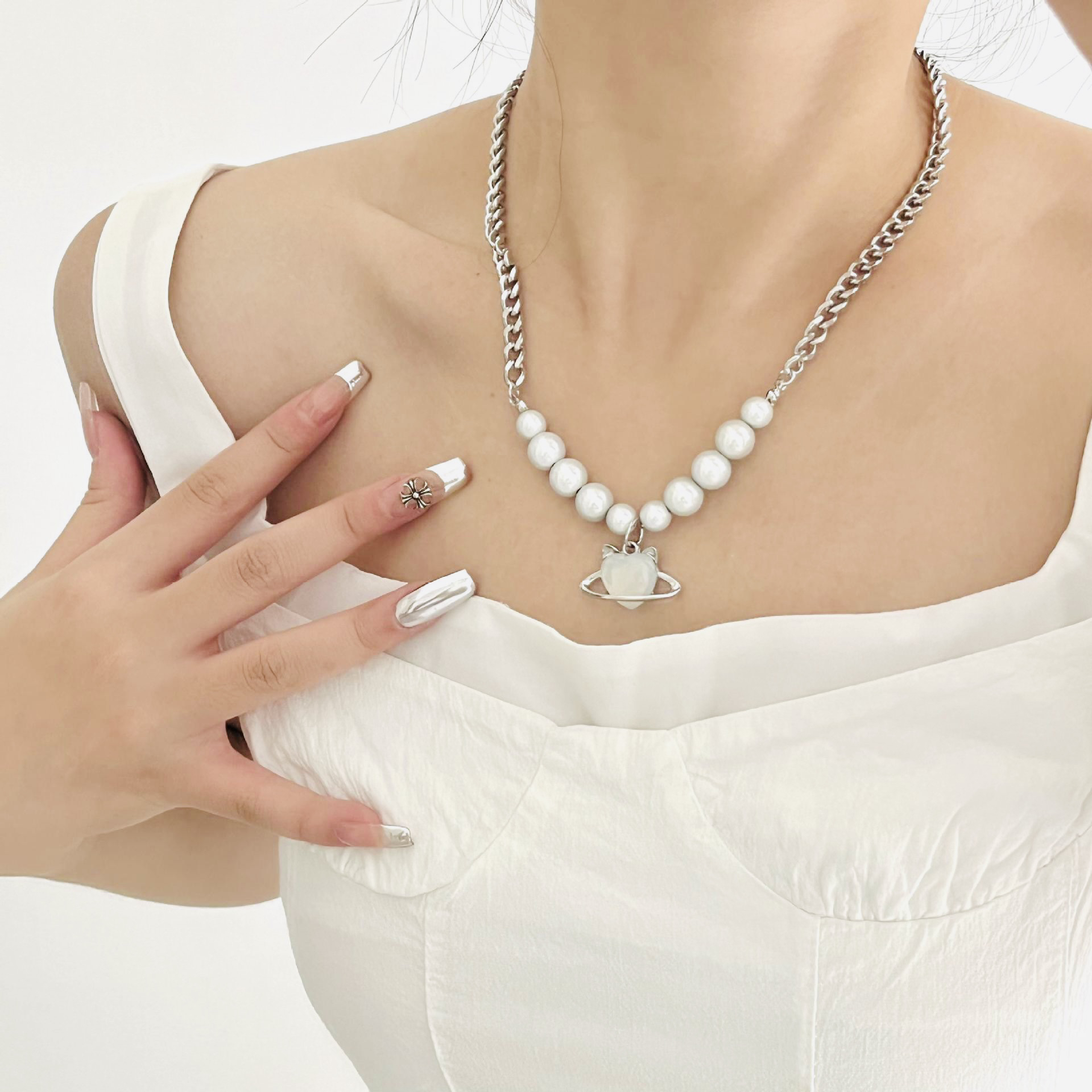 Silver Pendant Necklace | Jentle Jewelry