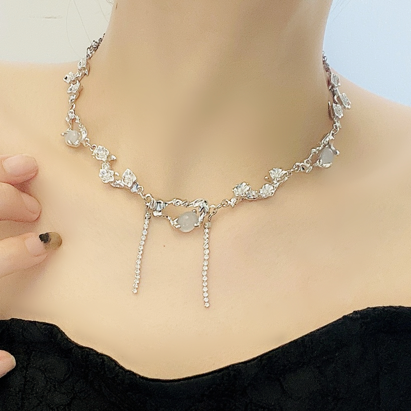 Moonstone Silver Necklace | Jentle Jewelry