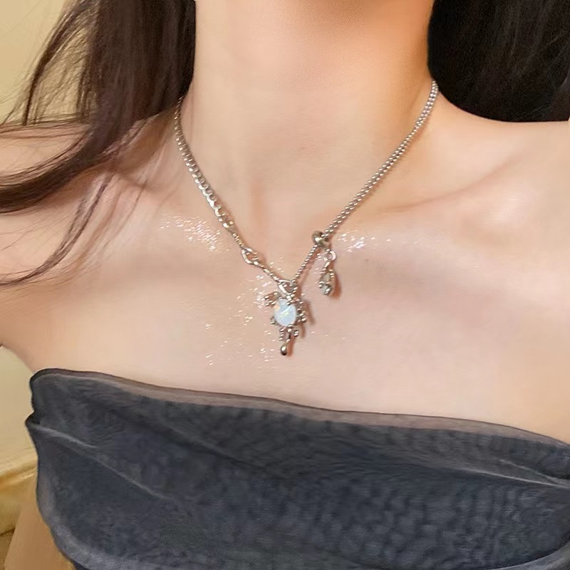 Silver Pendant Necklace | Jentle Jewelry 