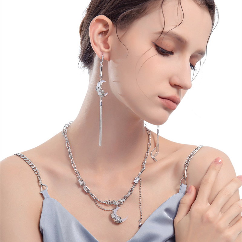 Moon Silver Necklace | Jentle Jewelry