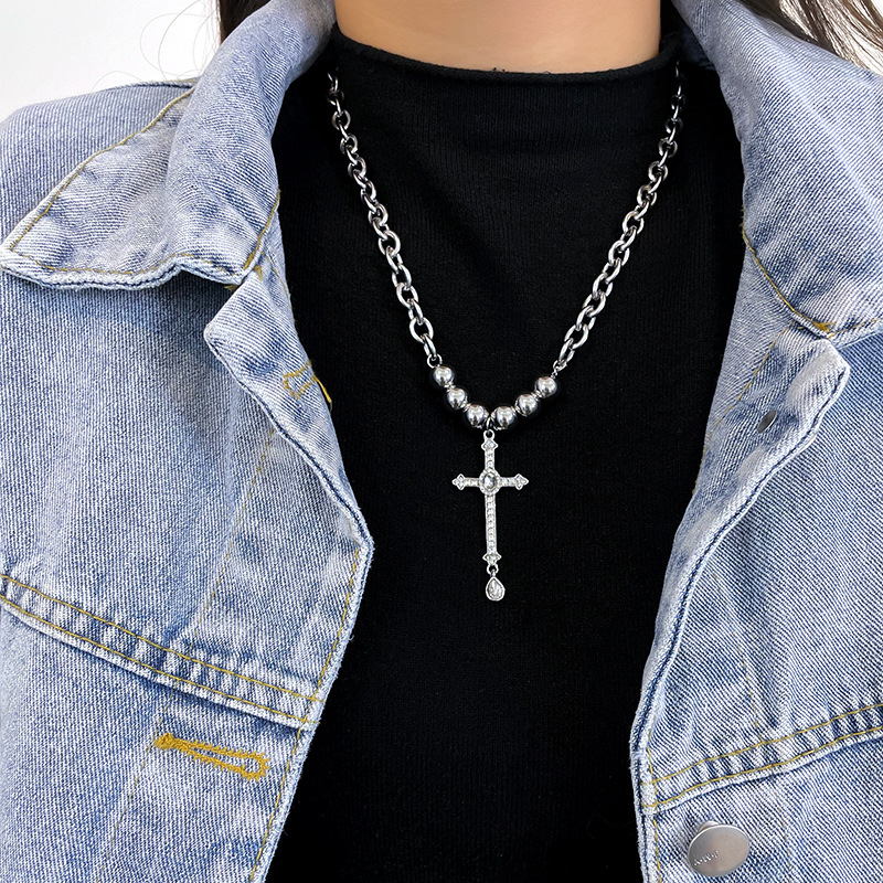 Silver Cross Necklace | Jentle Jewelry