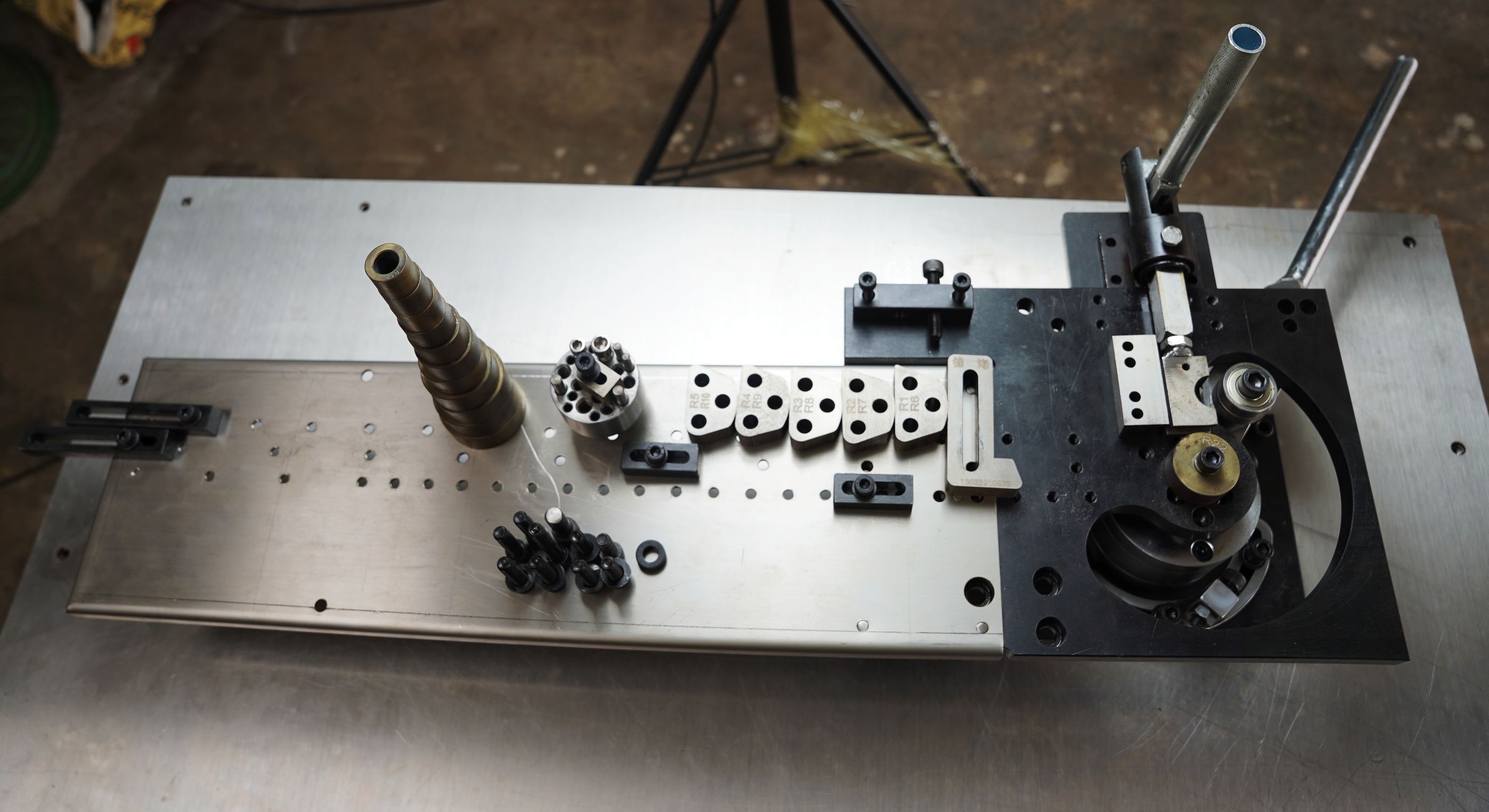 manual multifunction bender