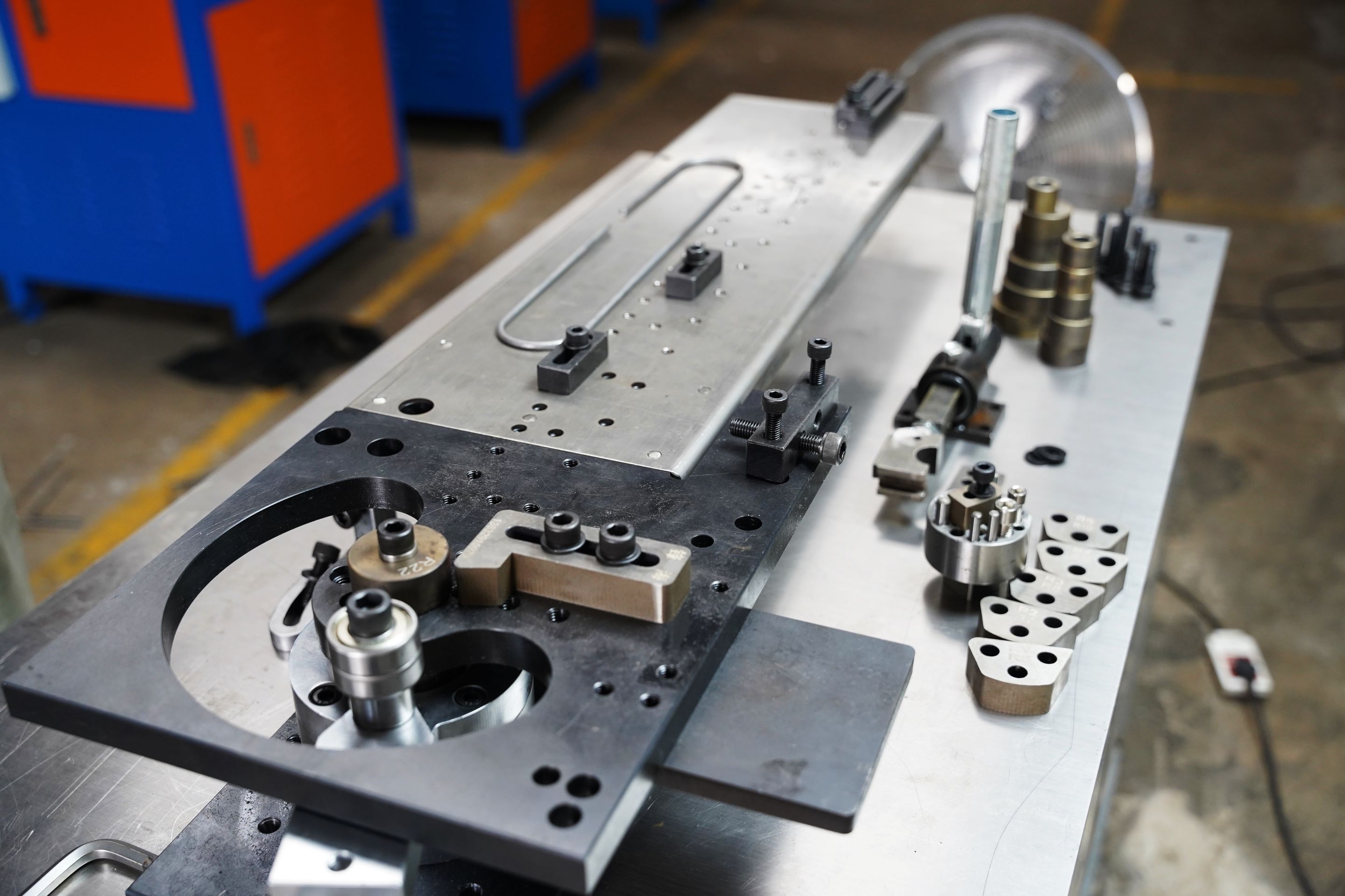 manual multifunction bender