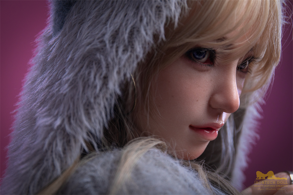 5ft38/164cm C Cup Silicone Furry Sex Doll – Miku-Lilysuck