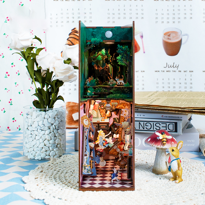 Alice in Wonderland DIY Book Nook Kit-Book Nook World