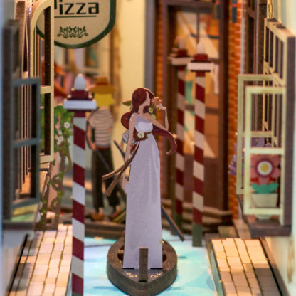 Travel in Venice DIY Book Nook Kit-Book Nook World