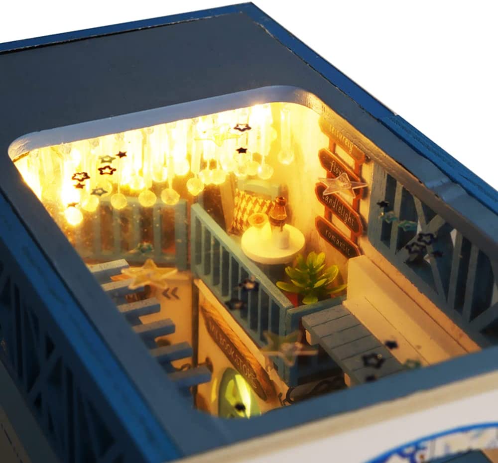 Sea Breeze DIY Book Nook Kit-Book Nook World