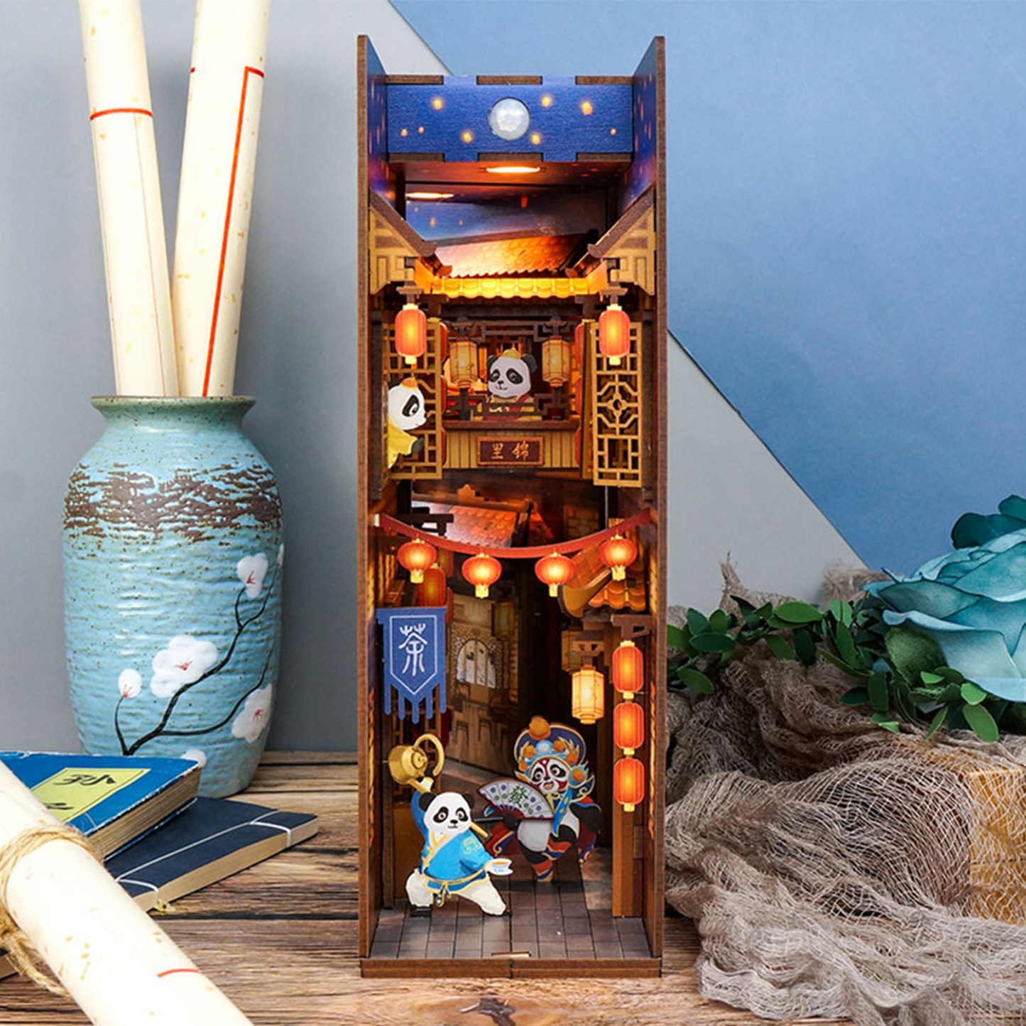 Chengdu Life DIY Book Nook Kit-Book Nook World