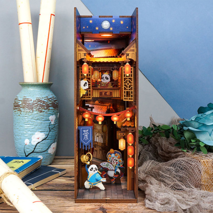 Chengdu Life DIY Book Nook Kit-Book Nook World