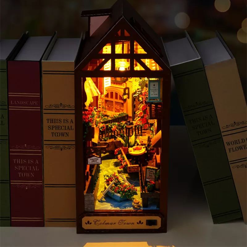 Colmar Town DIY Book Nook Kit-Book Nook World