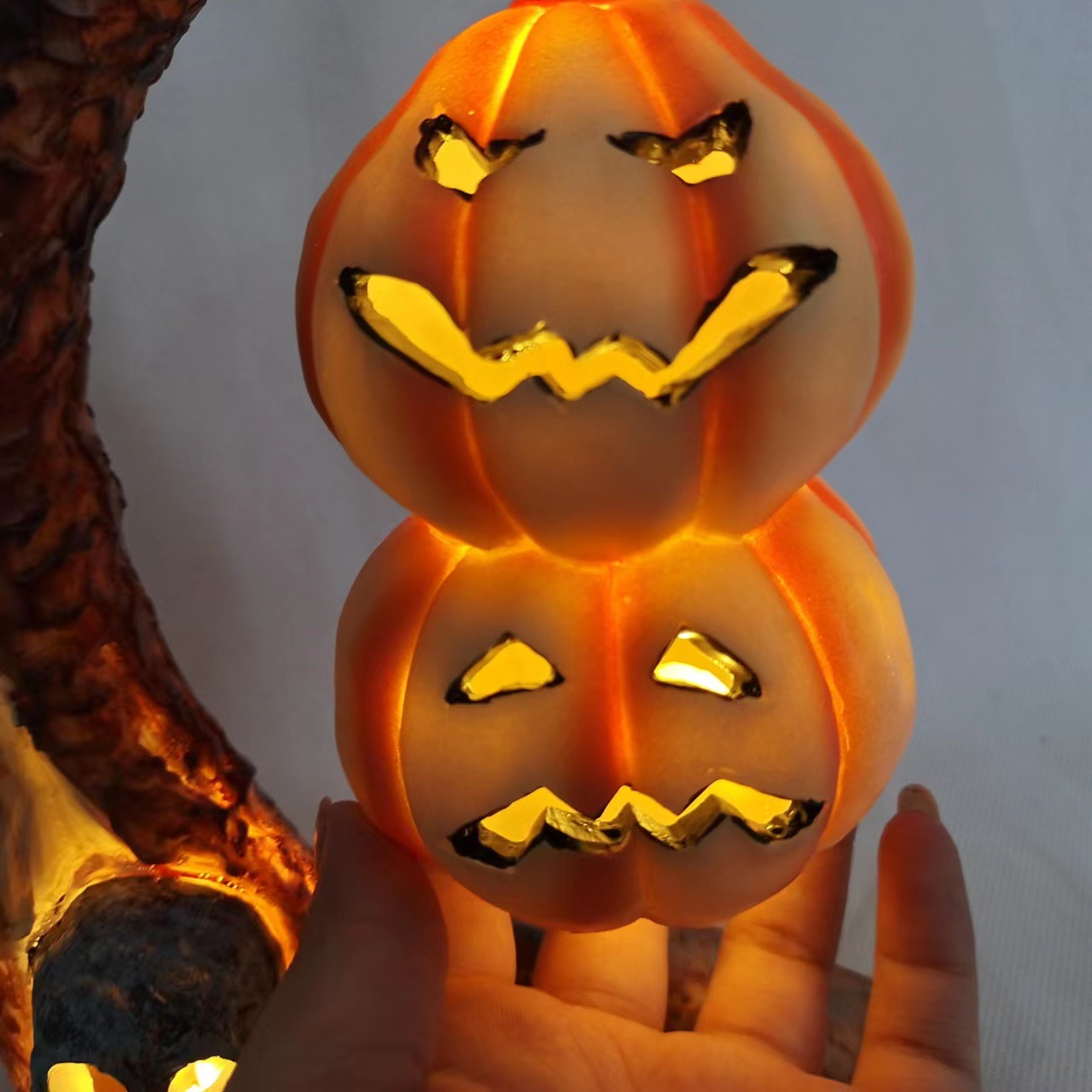 🔥HOT SALE - 49% OFF 🔥Halloween Bat Lamp Resin Ornament(Two Free Shipping)-Festivesl