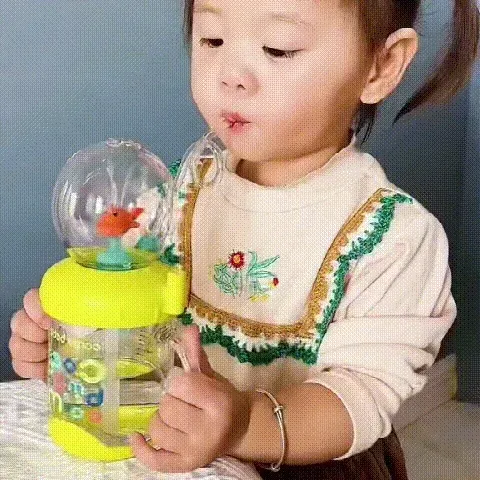 🔥Summer Super Sale 48% Off🔥BABY DRINKING CUP WITH WHALE SQUIRT🐳-Festivesl