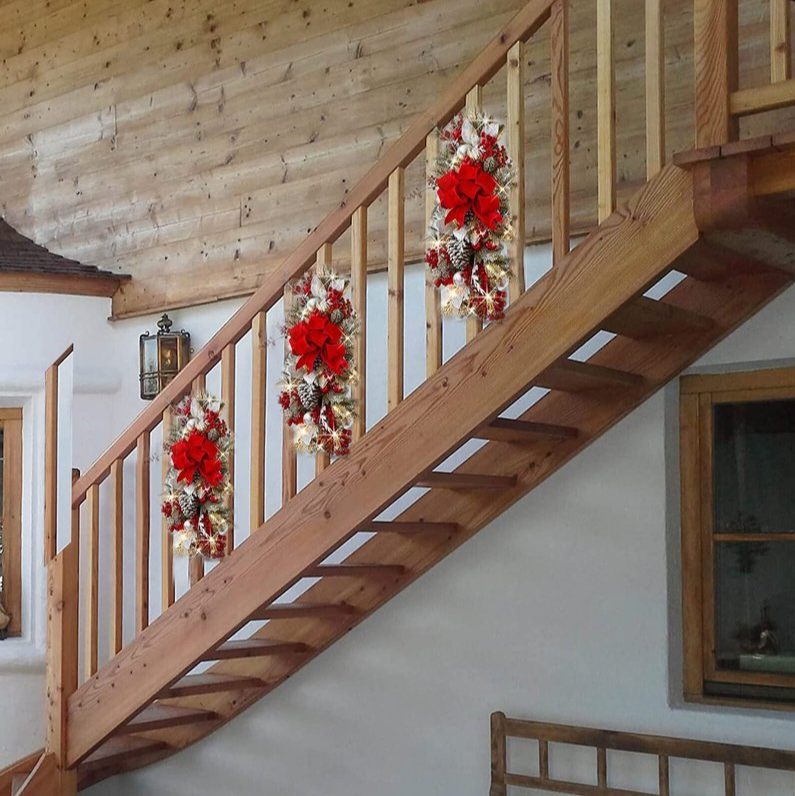 🔥LAST DAY SPECIAL SALE 49% OFF -The Cordless Prelit Stairway Swag Trim-Festivesl
