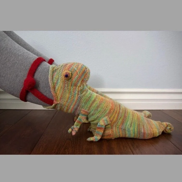 🎅Christmas Pre Sale- 3D Knit Crocodile Socks-Festivesl
