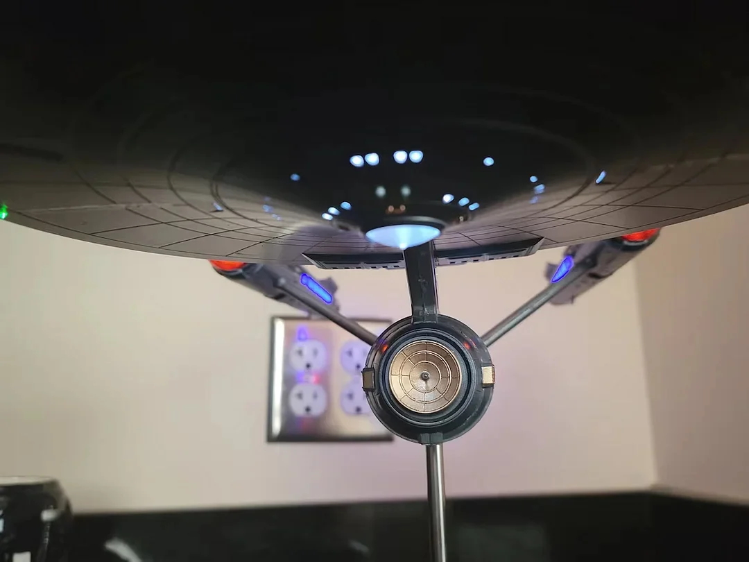 (LIMITED EDITION) 🔥Star Trek U.S.S. Enterprise 1:1000 Scale Set Prop Replica Model-Festivesl