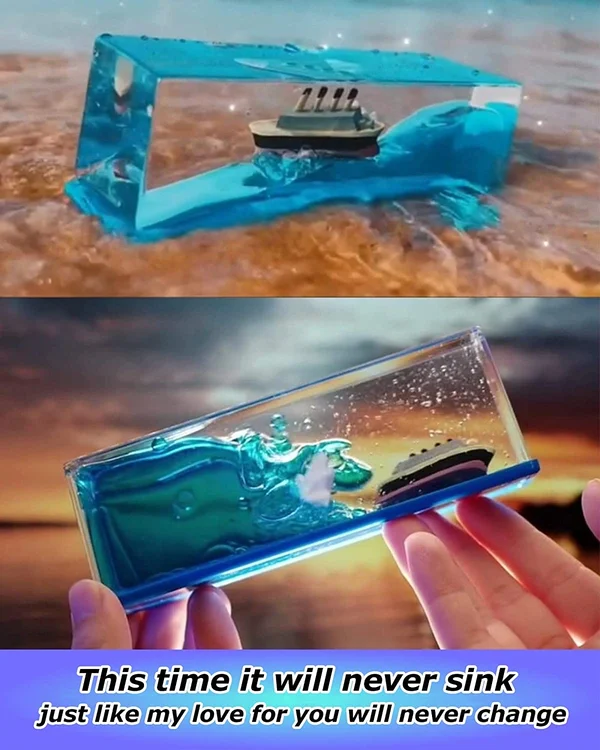 (🌲Early Christmas Sale- SAVE 48% OFF)Cruise Ship Model Decoration-Festivesl