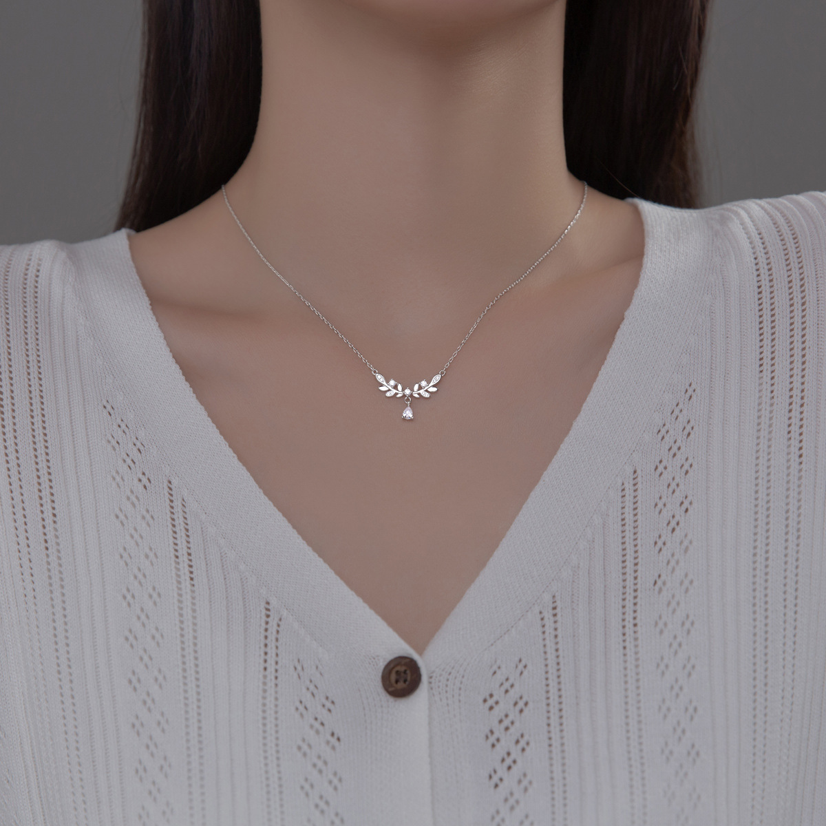 925 Sterling Silver Pendant with Cubic Zirconia