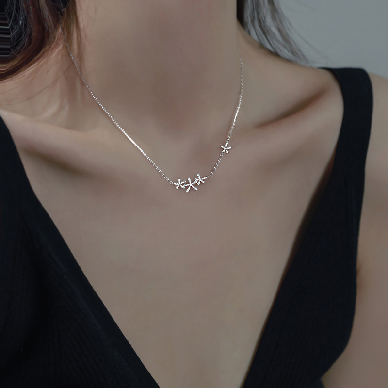 925 Sterling Silver Pendant  Necklace Unique Casual Flower Design