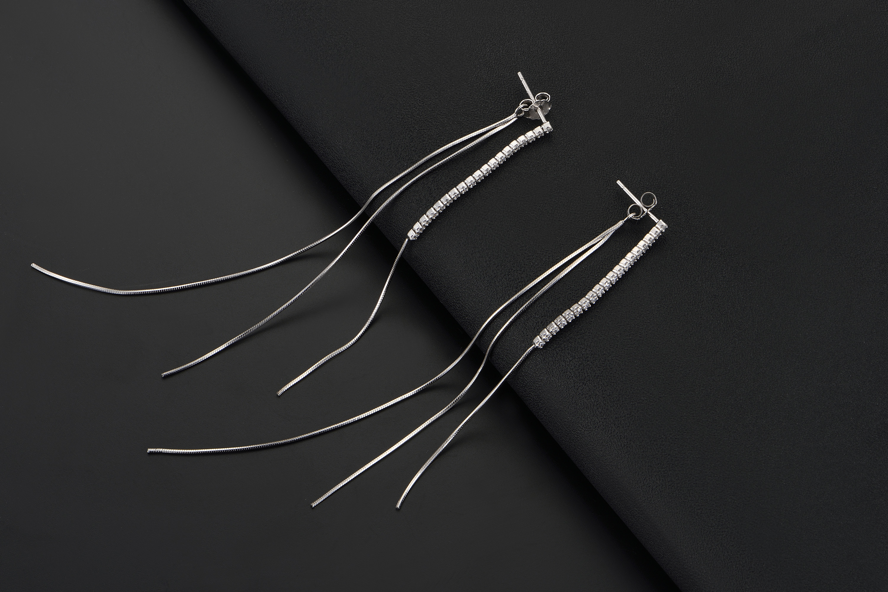 925 Sterling Silver Long Chain Dangle Earring with Cubic Zirconia