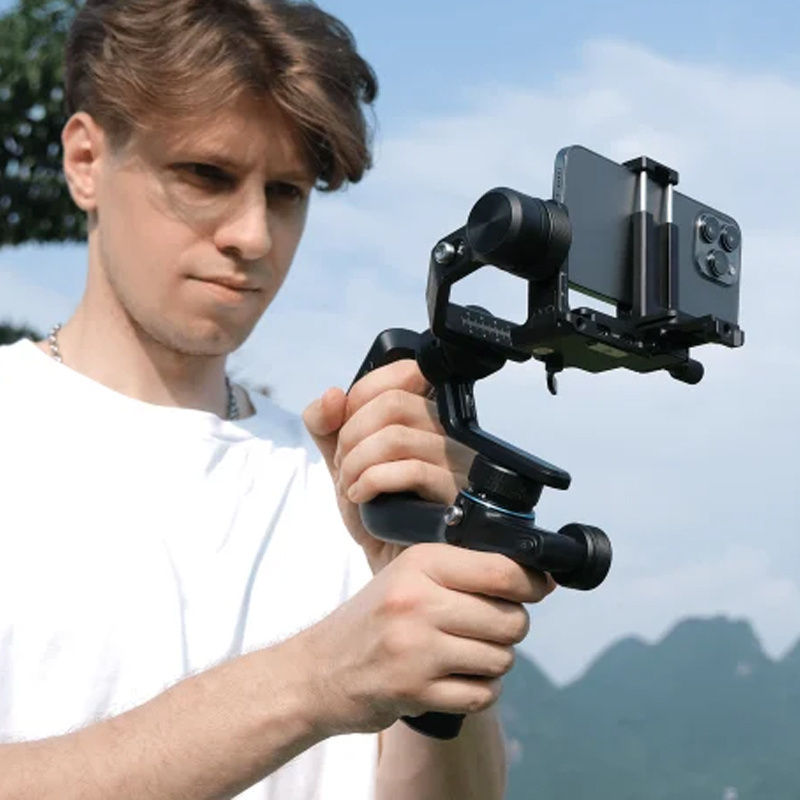 💥Hot Sale💥4-in-1 Gimbal Meet All Your Needs(Support any camera and mobile phone)