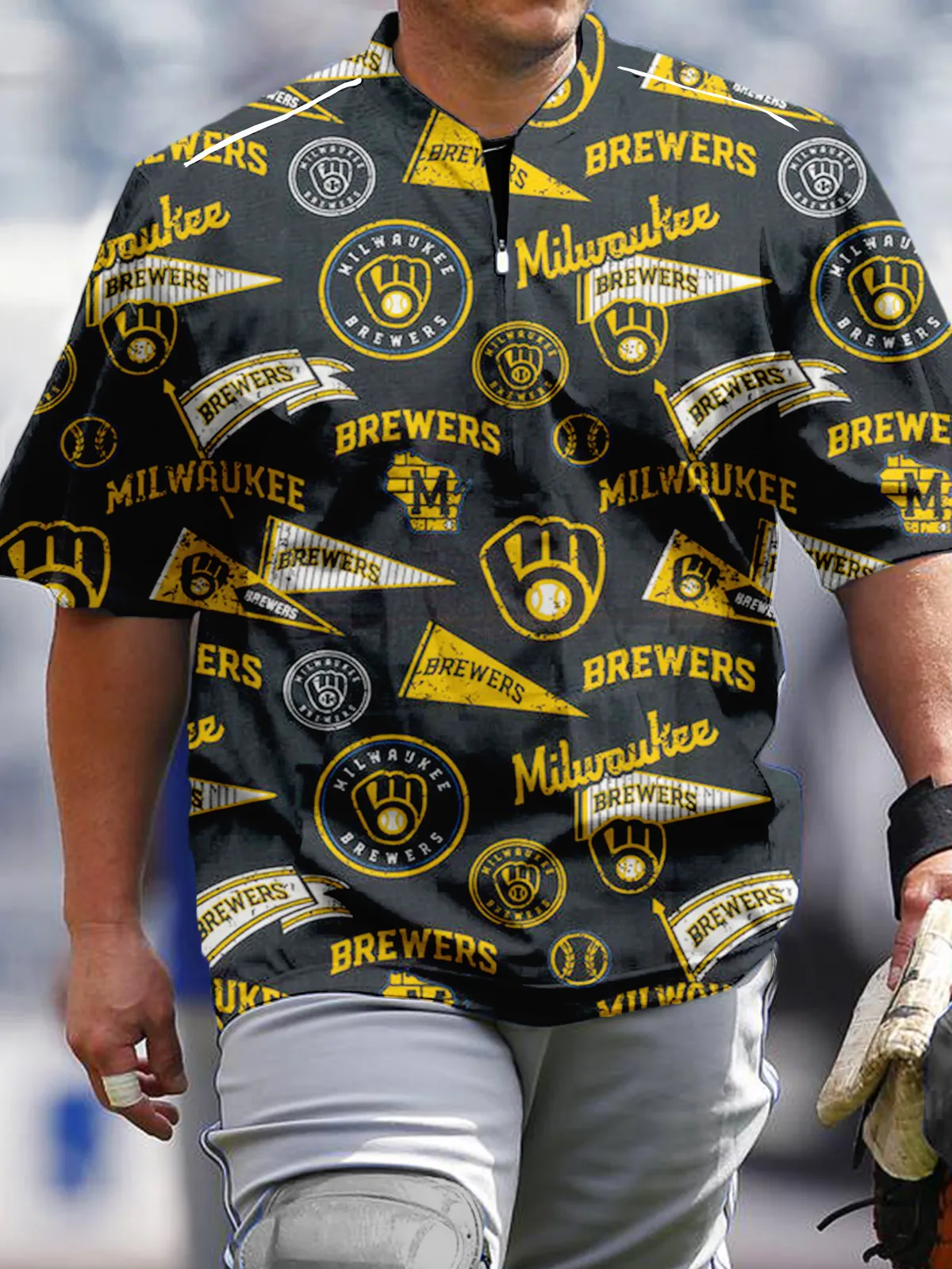 Milwaukee Brewers MLB Short Sleeve Zip Sweatshirt