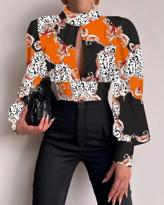 CASUAL HOLLOW PRINT LONG SLEEVE CROP TOP