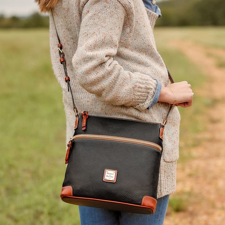 💥QVC Recommend💥 Pebble Grain Crossbody