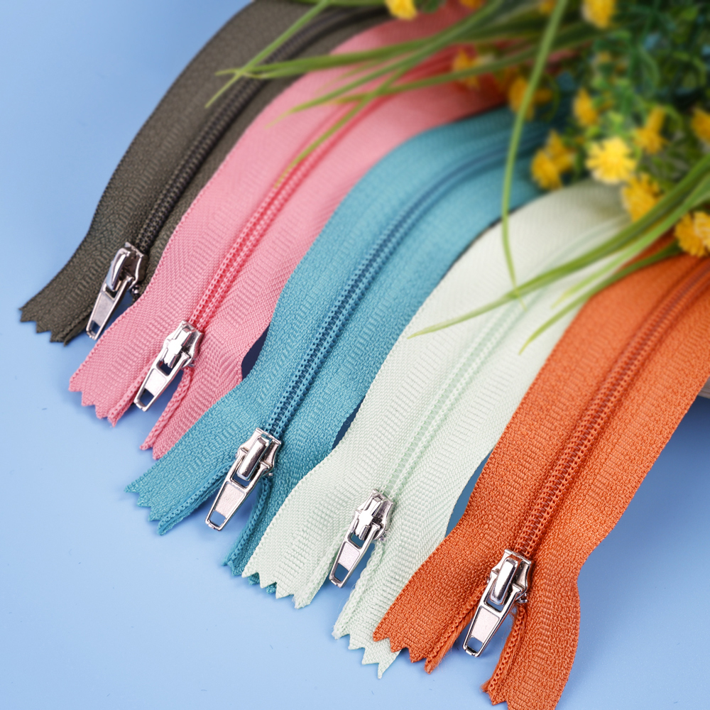  Colorful Close-end Finished Cotton Nylon Zippers for Durable Cushion Sofas -QLQ Zipper
