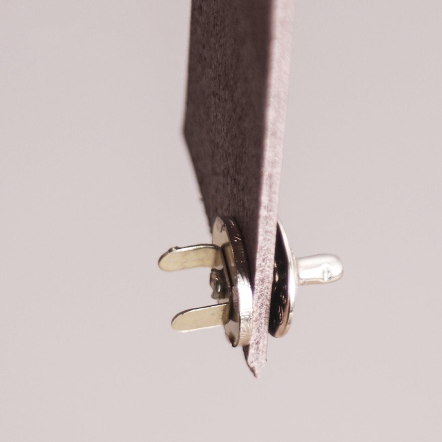 hot sale double sided DIY handmade leather hardware bump nail magnetic button for lady bag magnetic button magnetic buckle