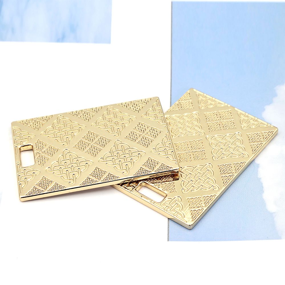 Manufacturer fashionable brand new zinc alloy metal rectangular pendant Lady bag handbag shoulder bag decoration pendant