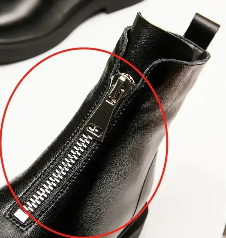metal zipper used on shoes