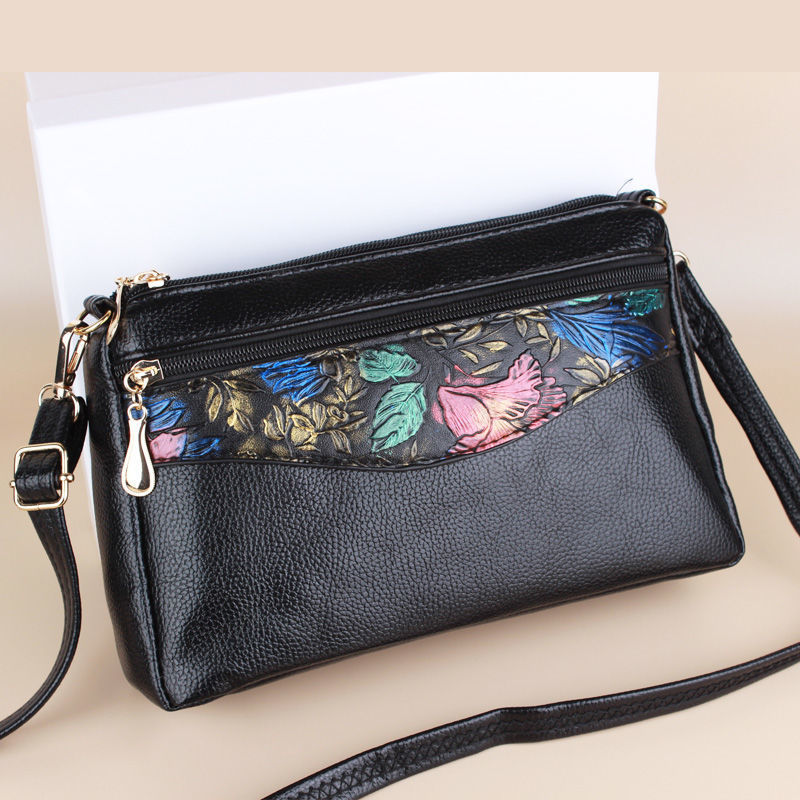 Nowość - skórzana torba na ramię w kwiaty